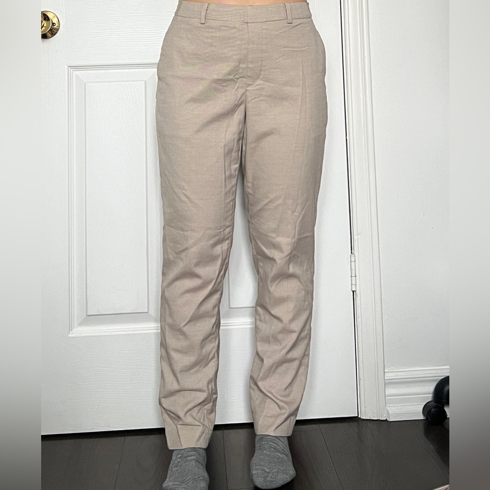 Uniqlo Women's Light Beige Straight Leg Pants